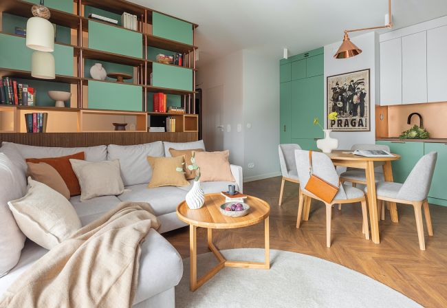 mieszkanie 53 m2 urządzone w zieleni i błękicie