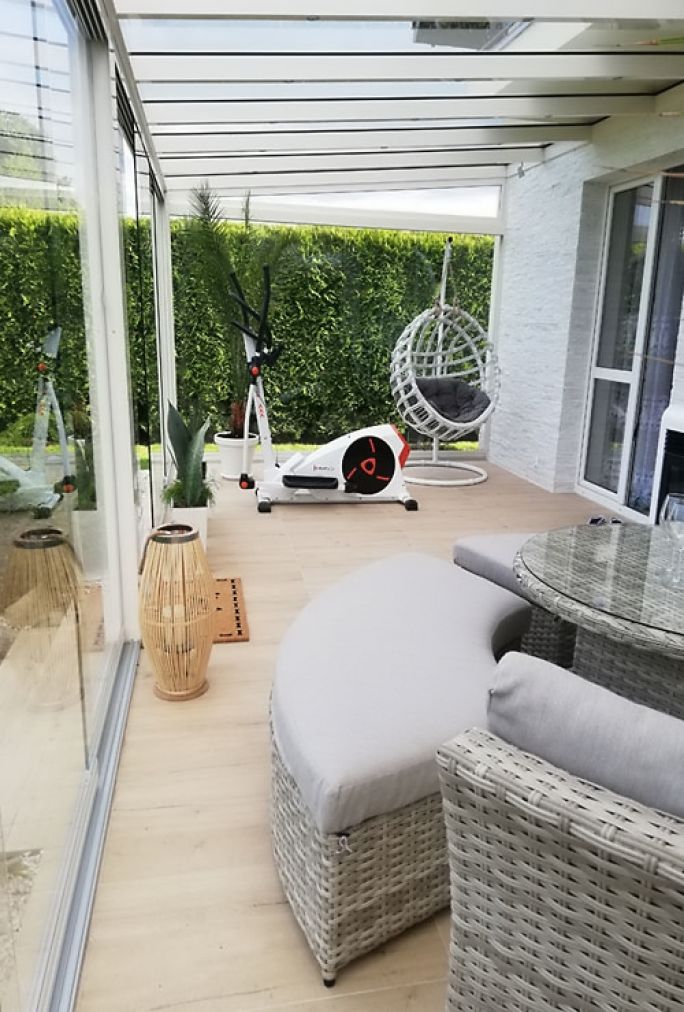 domowa siłownia na werandzie