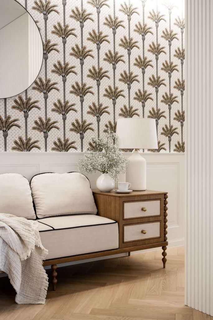 ławeczka z komodą na koralikowych nogach