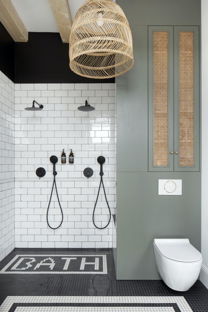 czarna armatura łazienkowa