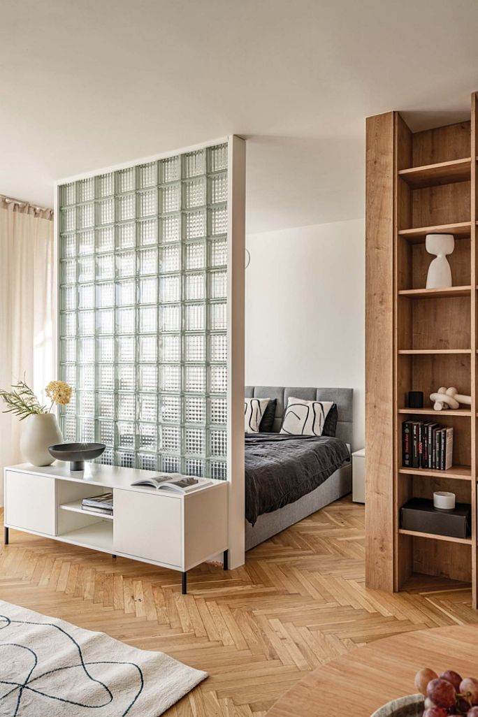 ściana z luksferów