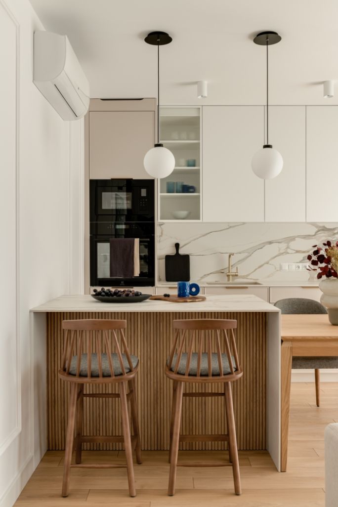 aranżacja otwartej kuchni z salonem