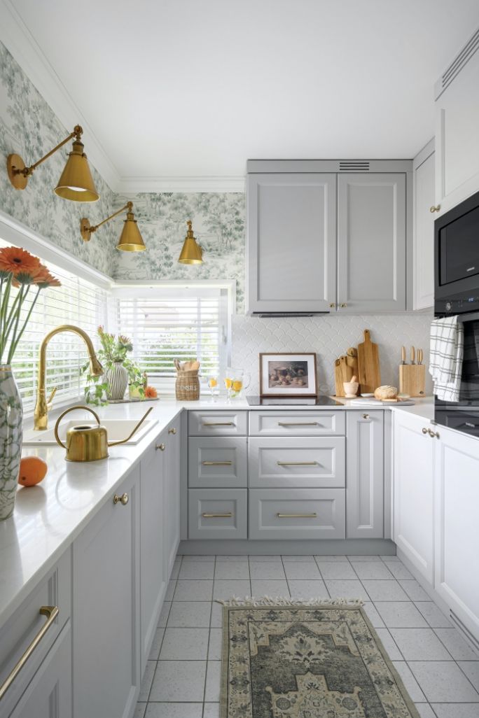 przytulna kuchnia w domu Irysovo Home