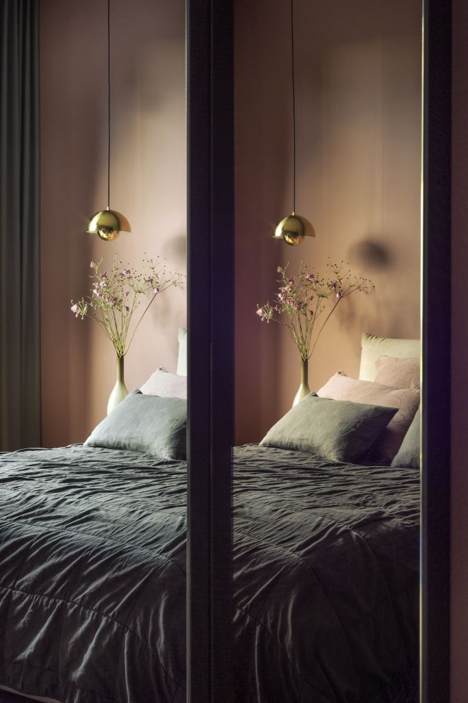 sypialnia w stylu nowoczesnej klasyki