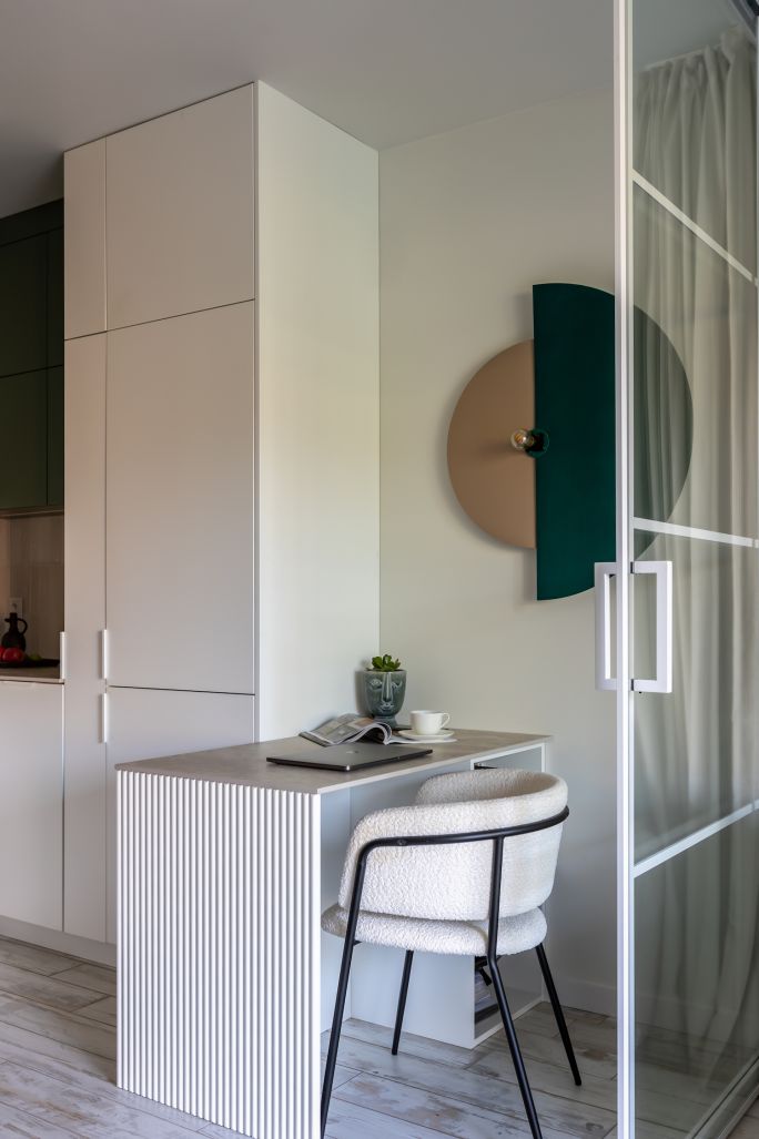 domowe biuro w małym mieszkaniu