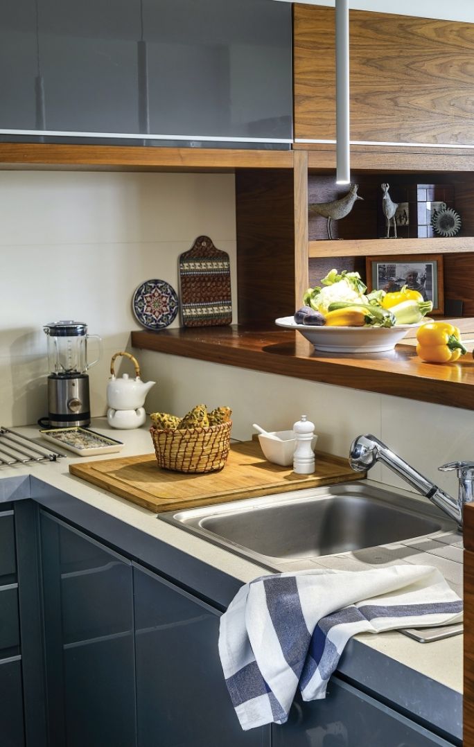 ciemne szafki kuchenne