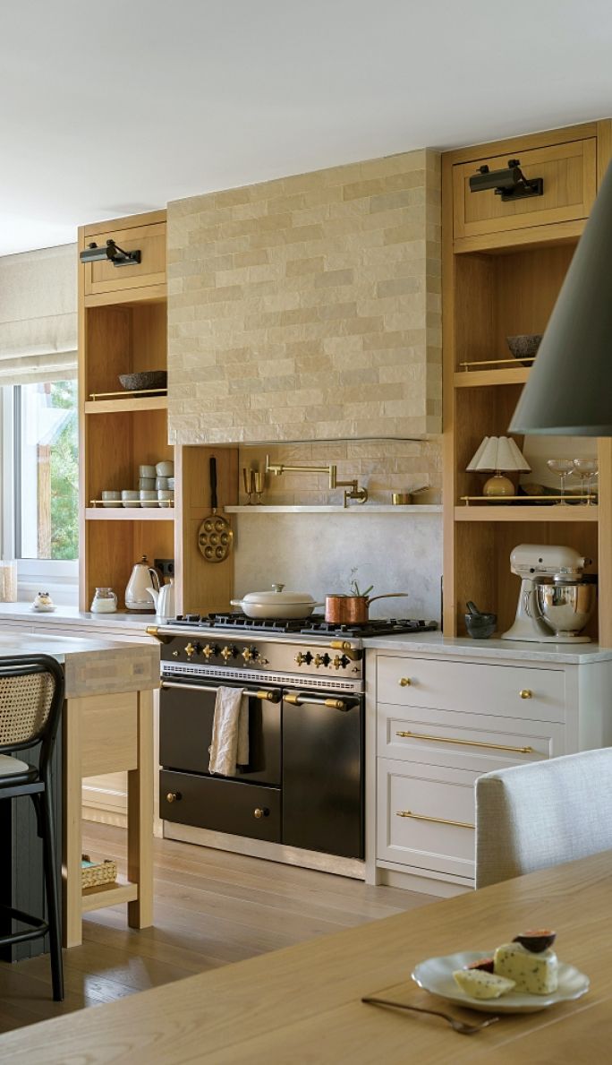 kuchnia w domu w stylu modern country