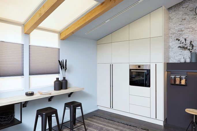 rozwiązania do kuchni ze skosami