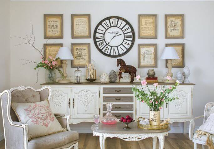 co postawić na komodzie w salonie