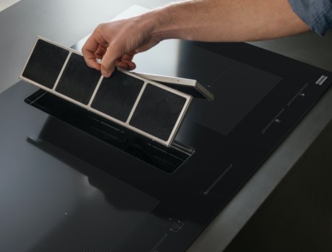 płyta indukcyjna z wbudowanym okapem