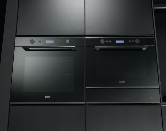 całkowicie czarne piekarniki franke