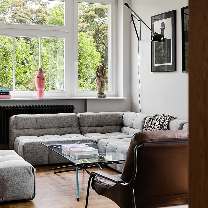 przedwojenna elegancja i współczesny design w mieszkaniu na Mokotowie