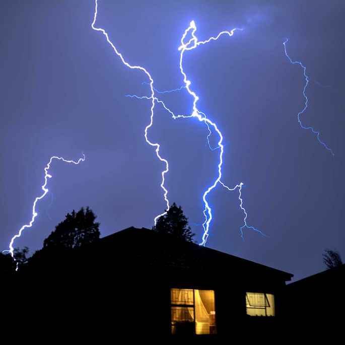 ochrona domu przed żywiołami - co obejmuje polisa ubezpieczeniowa