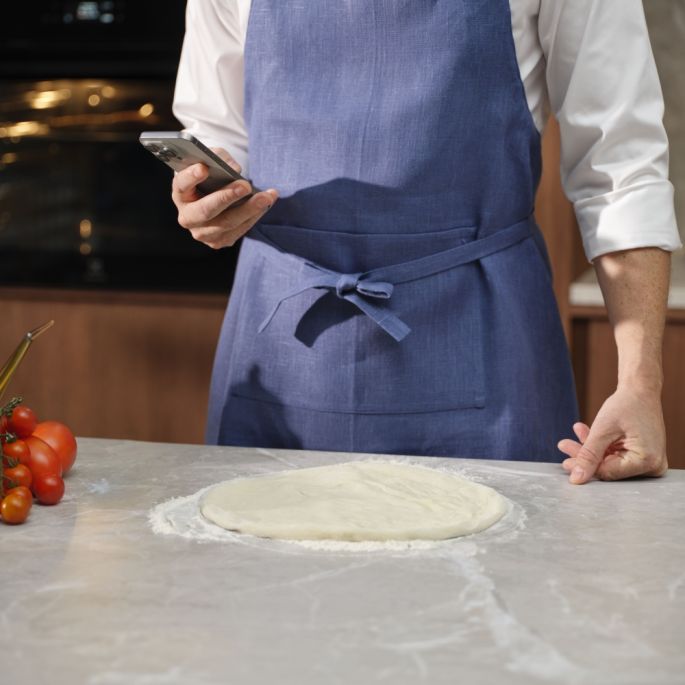 Włoska pizza na chrupiącym cieście w zaledwie 2,5 minuty. Poznaj piekarnik PizzaExpert od Electrolux