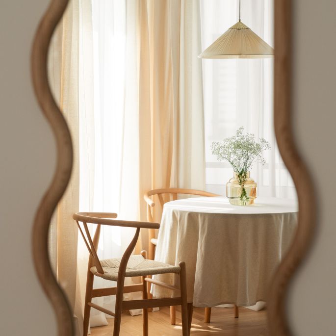 przytulne mieszkanie w odcieniach beżów