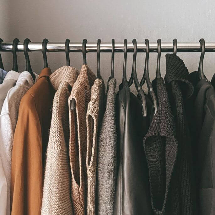 Szafa i szafka na buty – jak wybrać praktyczne meble do przechowywania?