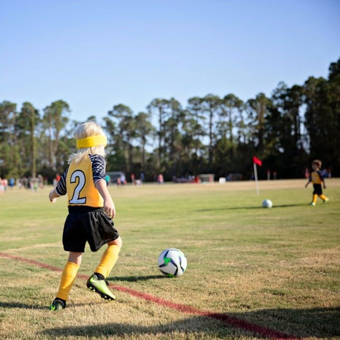 z jakiego kraju wywodzi się piłka nożna historia futbolu