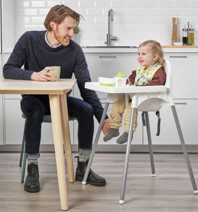 krzesełko do karmienia dziecka