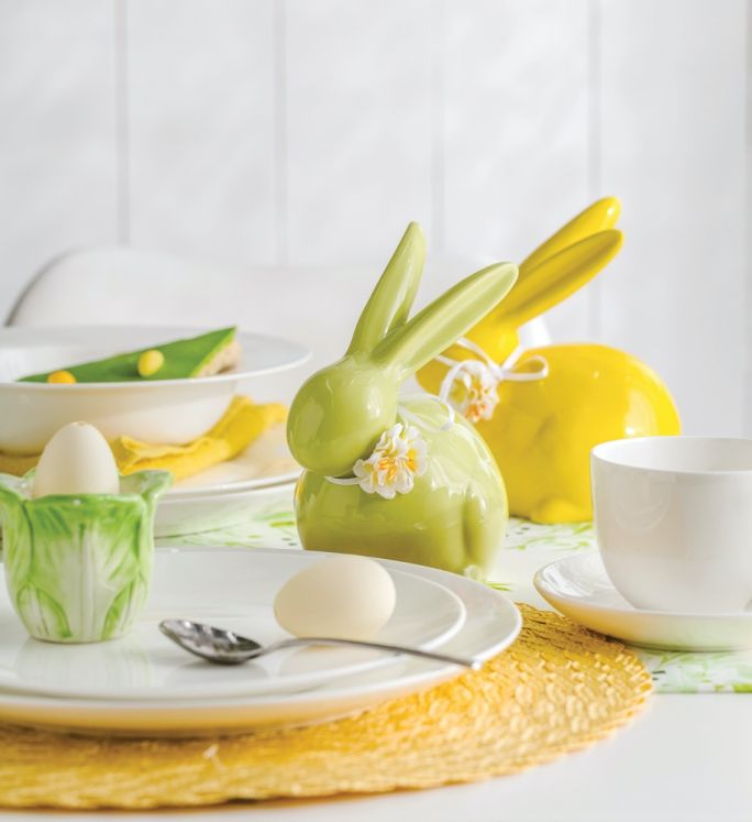 żółty zielony stół wielkanocny