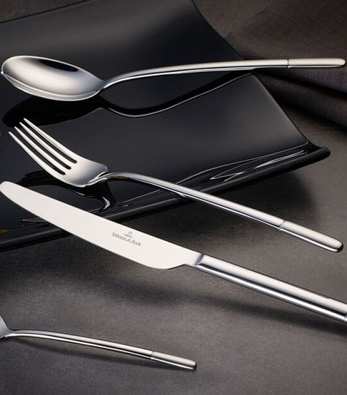 stół na świąteczno-noworoczne spotkania