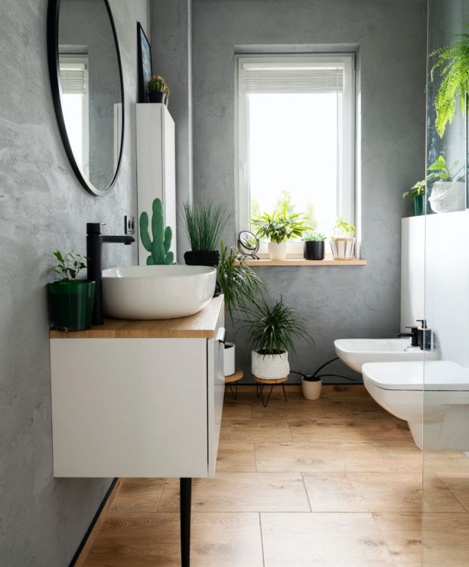 beton na ścianie w łazience