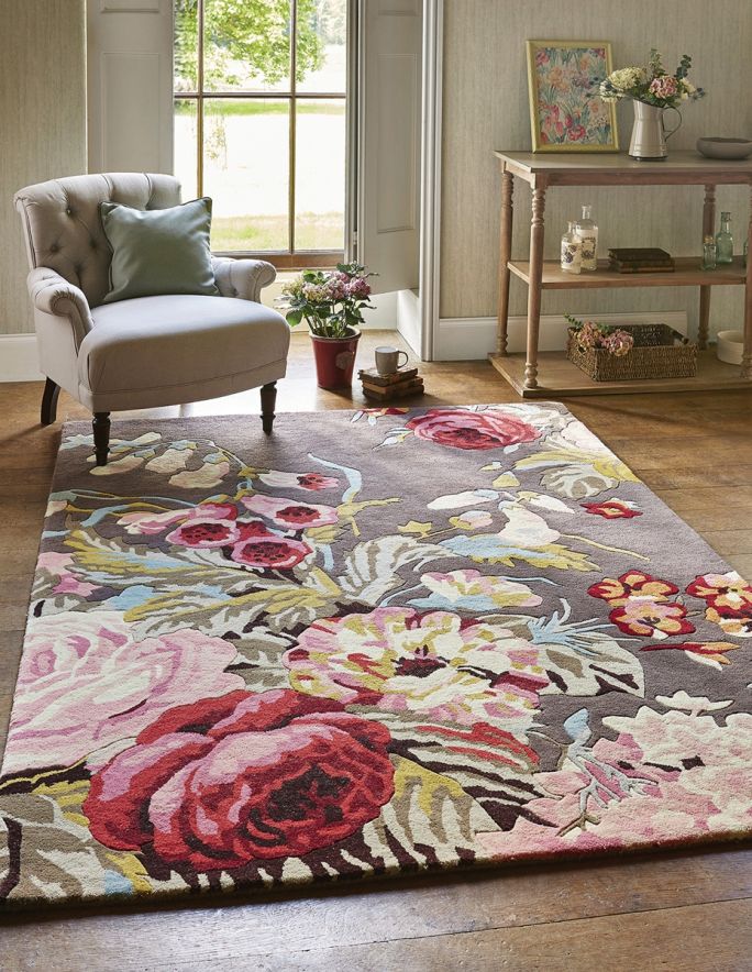 kolorowy dywan w kwiaty