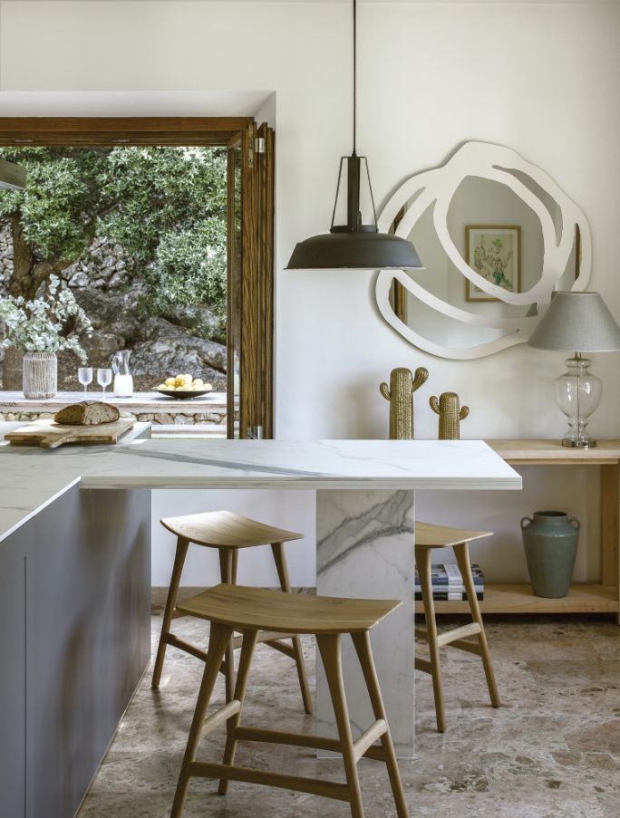 kuchnia w wakacyjnym domu na majorce