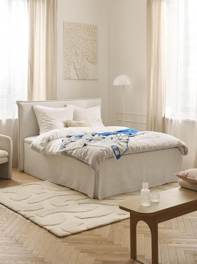 Pantone Cloud Dancer kolor roku 2026 we wnętrzu