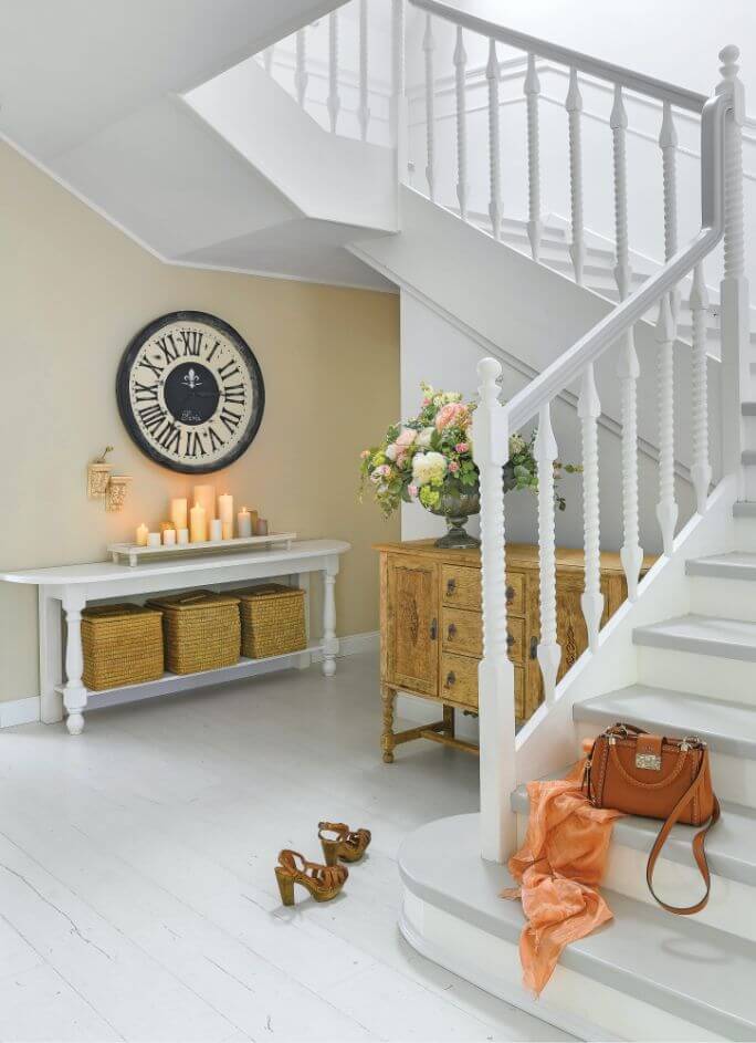 jak wystylizować komodę w przedpokoju