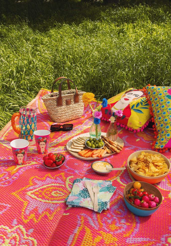 kolorowy dywan zewnętrzny