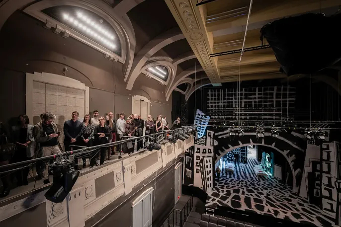 architekci w pierwszym rzędzie Teatru Starego w Krakowie