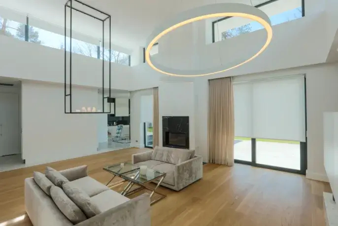 rolety materiałowe wolnowiszące