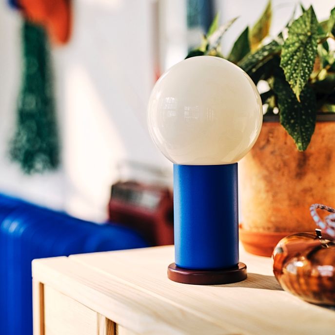 kolekcja IKEA PS 2026 ożywia przestrzeń ruchem i kolorem