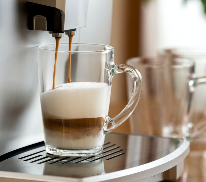 ekspres do kawy ciśnieniowy kolbowy czy automatyczny