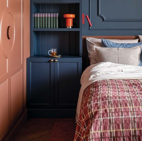 kolorowe mieszkanie urządzone z fantazją