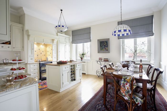 Miało być przytulnie i z ogromnym stołem.