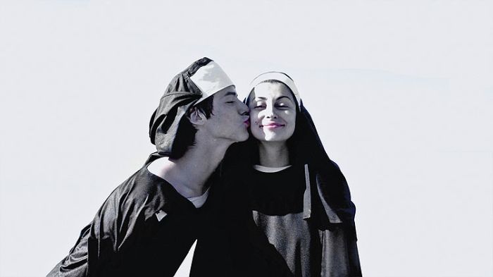 Nagi instynkt i sztuka