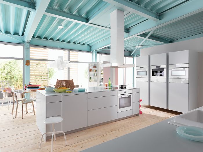 jak urządzić kolorową kuchnię