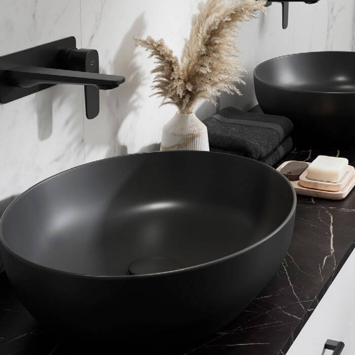 Harmonia stylu i technologii – jak nowoczesne rozwiązania Cersanit zmieniają oblicze łazienki?