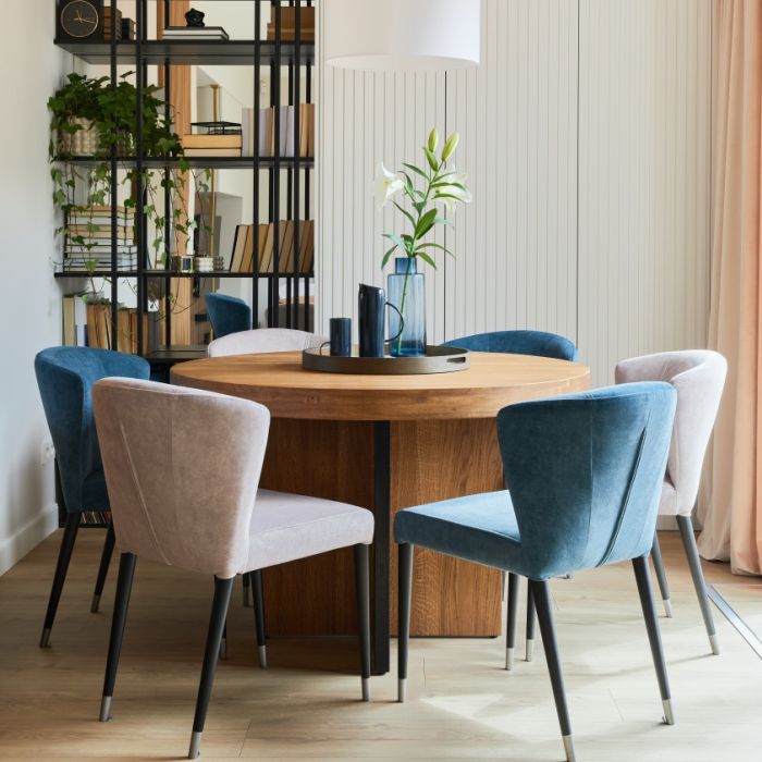 każdy pokój w tym domu ma inną kolorystykę