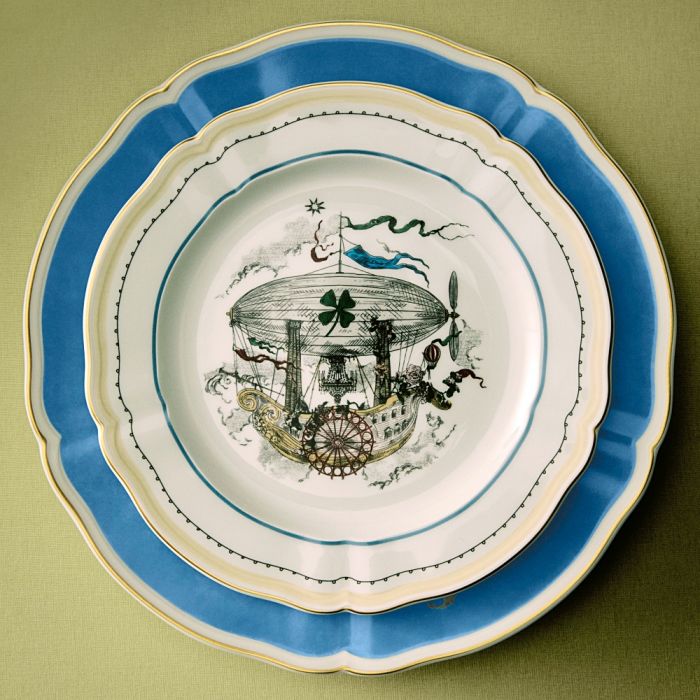 Fantastyczne podróże Pana Diora. Nowa kolekcja porcelany Dior Maison inspirowana Juliuszem Verne’em