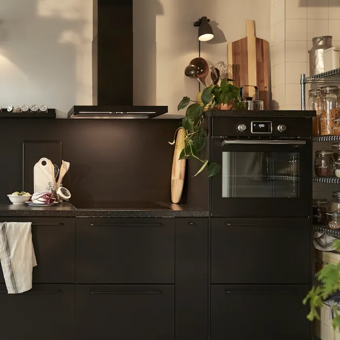 czarna kuchnia