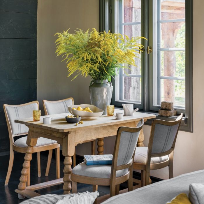 stary dom urządzony nowoczesnym designem