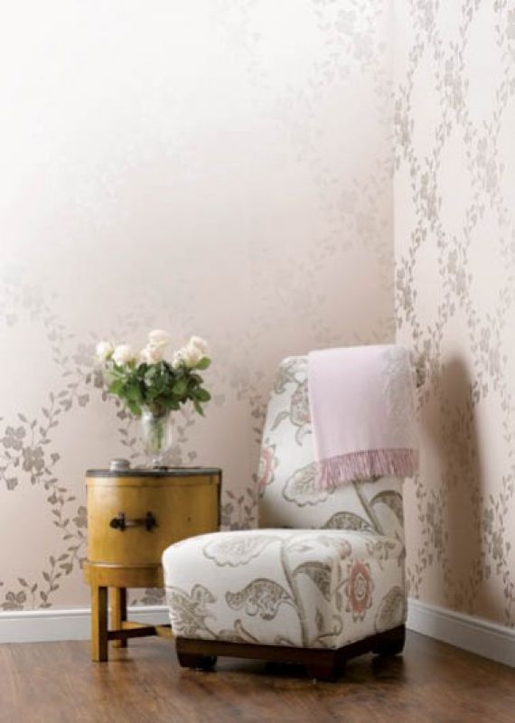 Bardzo kobieca kolekcja Alyssa projektu Niny Campbell.