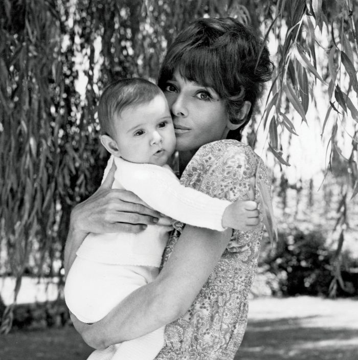 Przepis na szczęście. Audrey hepburn, książki, artyści