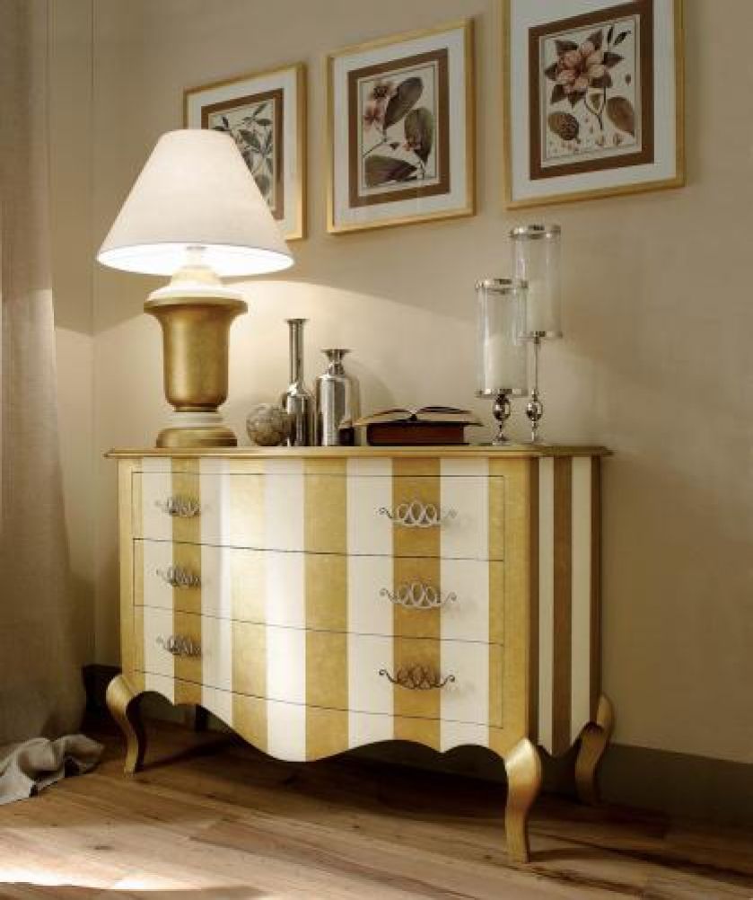 Kolekcja Comó z kutymi uchwytami. Cena - 1021 euro. CANTORI