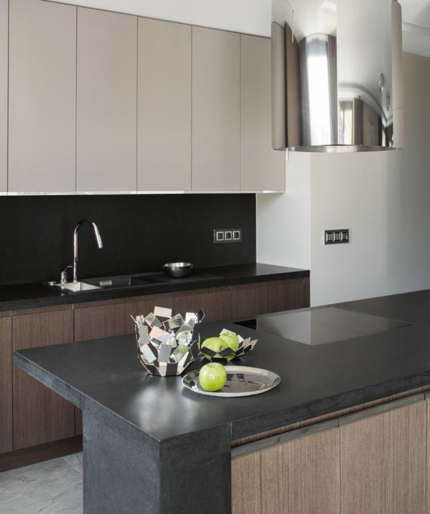 kuchnia w drewnie, brazach i bezu