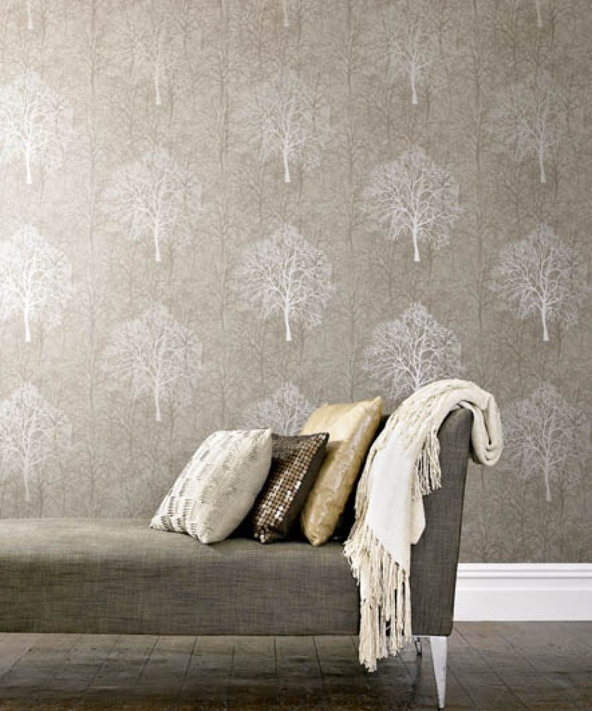 Tapeta z delikatnymi wzorami roślinnymi. EXIM