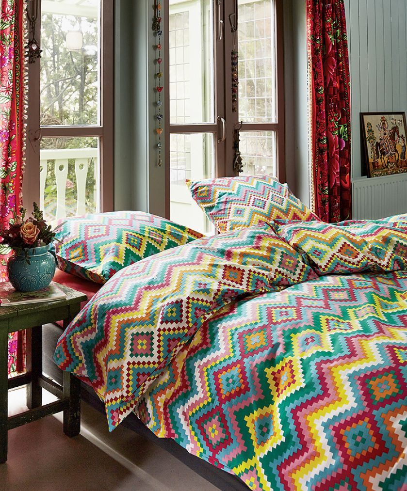 Kolejno: pościel Fenna Multi, Lucy Multi i Ivy Multi, od 179 zł każda, PIP STUDIO