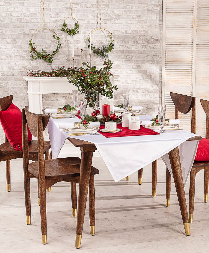 Czerwono-złota aranżacja na święta, Dekoria.pl